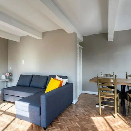 Authentic In Apartamento