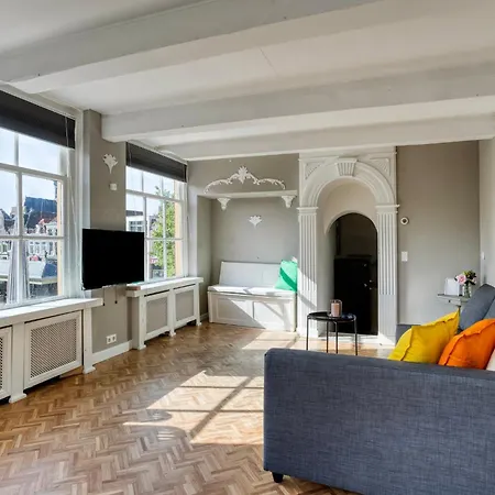 Apartment Authentic In *