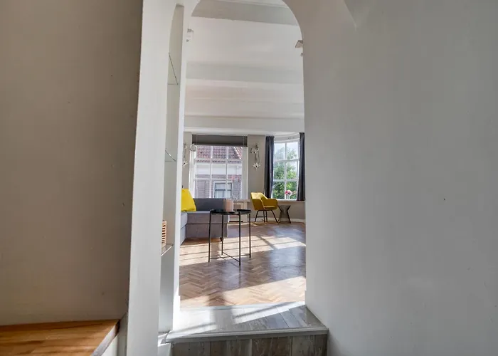 Authentic In Apartamento